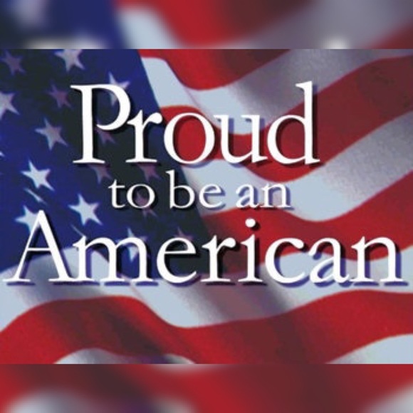 Trés Chic et Unique Boutique Tops - American Flag